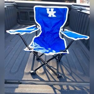 LogoBrands Toddler UK Chair and storage bag